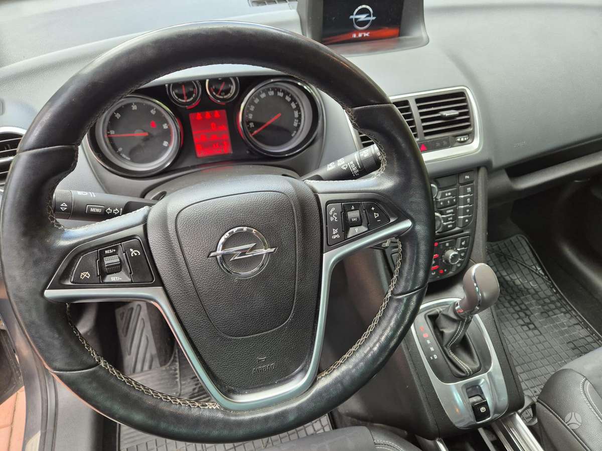 Opel Meriva 2014 — photo 6
