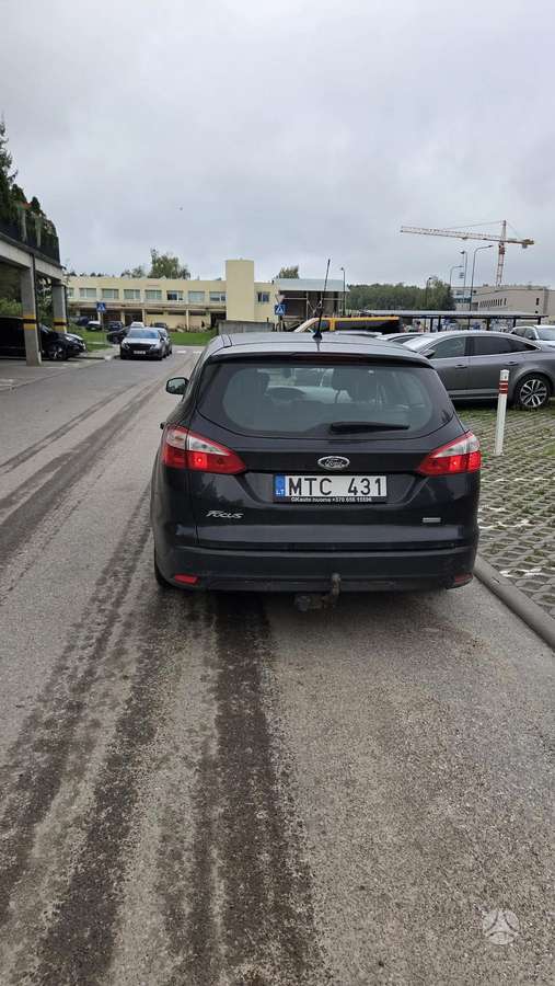 Ford Focus 2014 — engine 998 cm³, 101 HP (74kW)