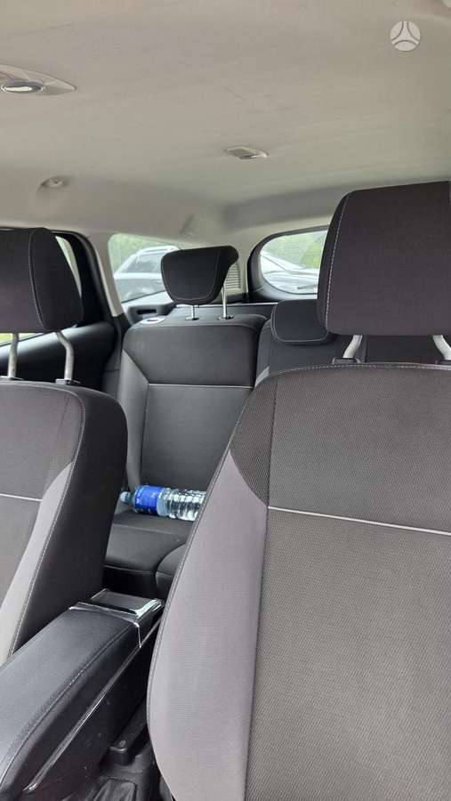 Ford Focus 2014 — photo 7