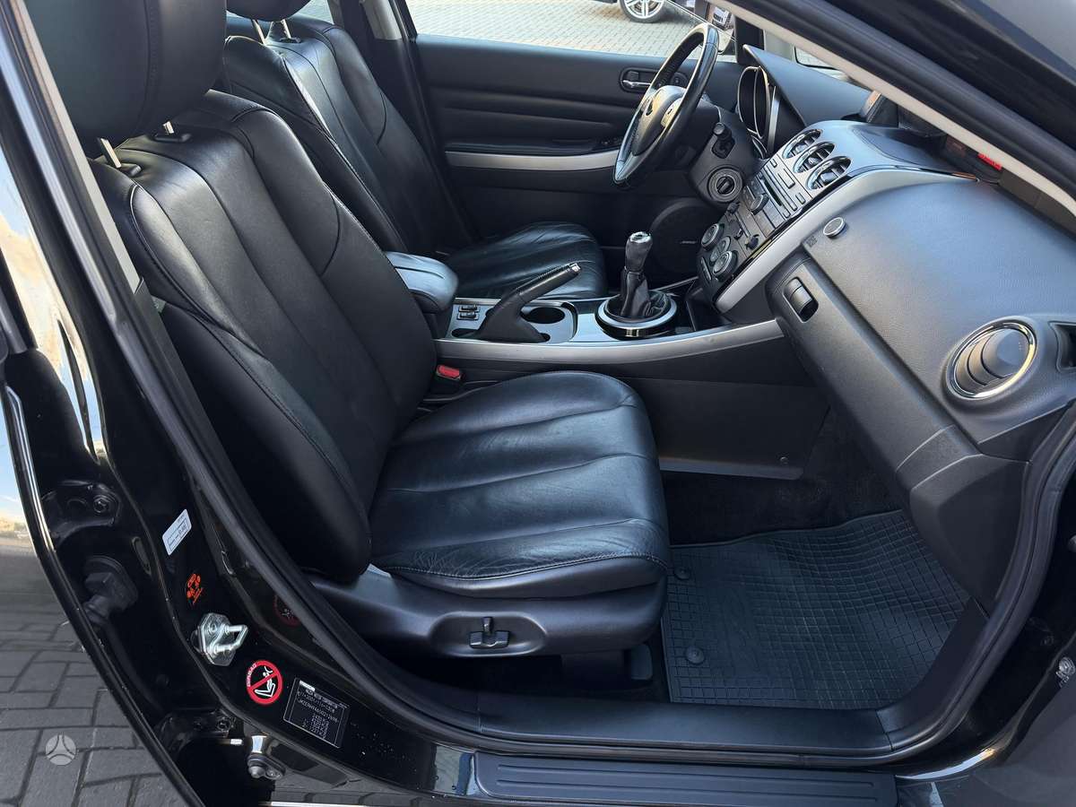 Mazda CX-7 2010 — photo 13