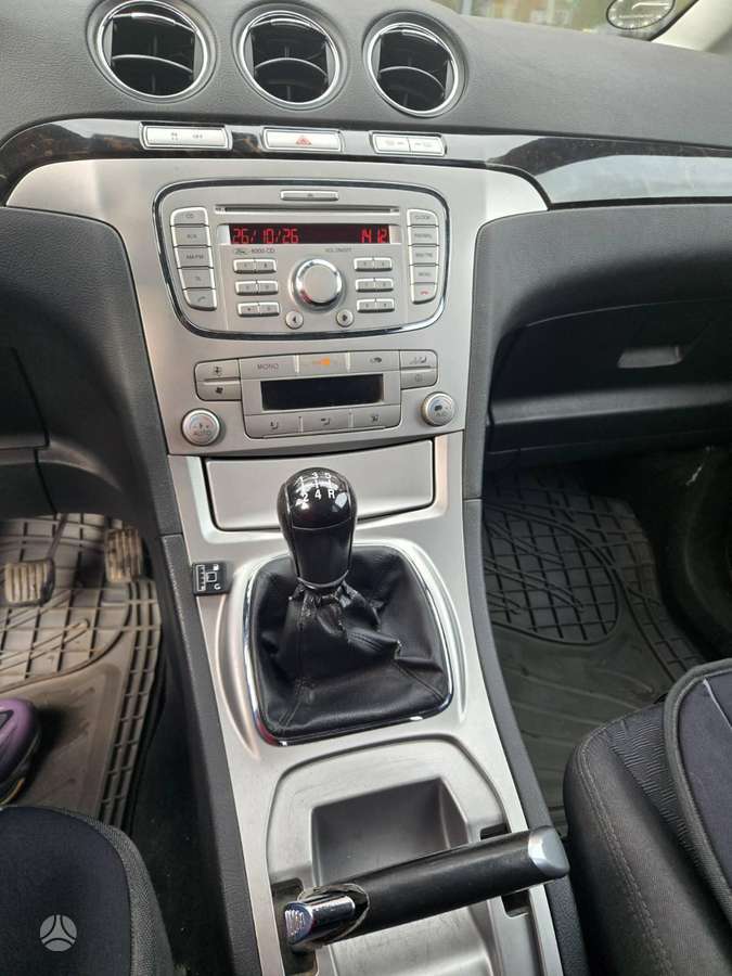 Ford Galaxy 2007 — photo 6
