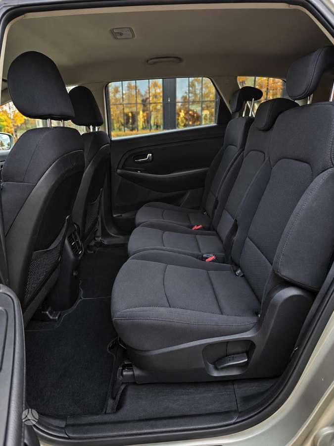 Kia Carens 2013 — photo 14