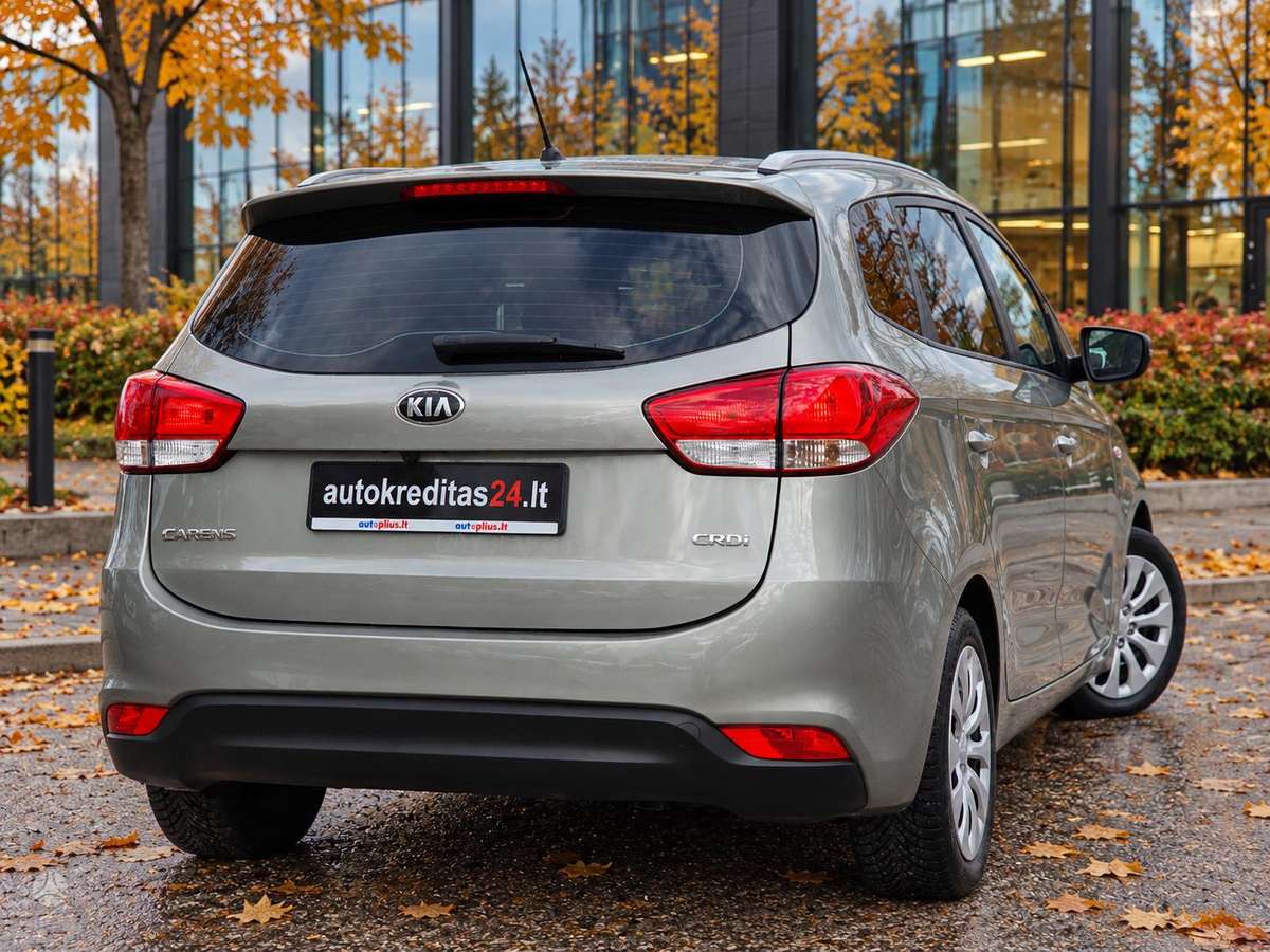 Kia Carens 2013 — photo 7