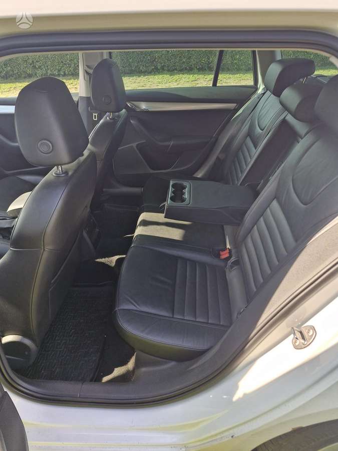 Skoda Octavia 2015 — photo 12