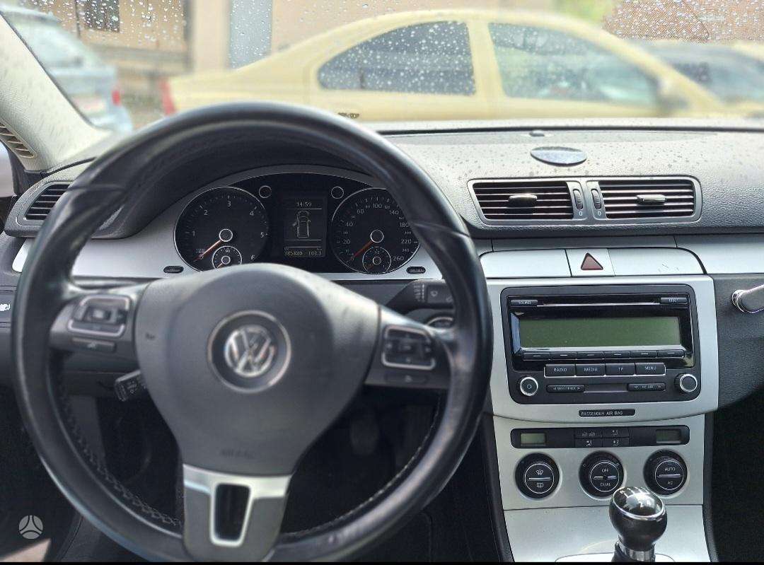 Volkswagen Passat 2009 — photo 5