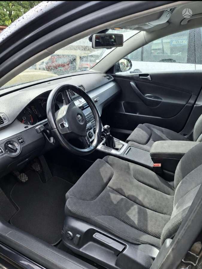 Volkswagen Passat 2009 — photo 9
