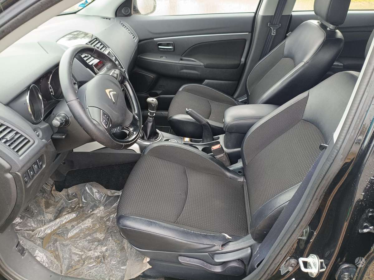 Citroen C4 2013 — photo 8