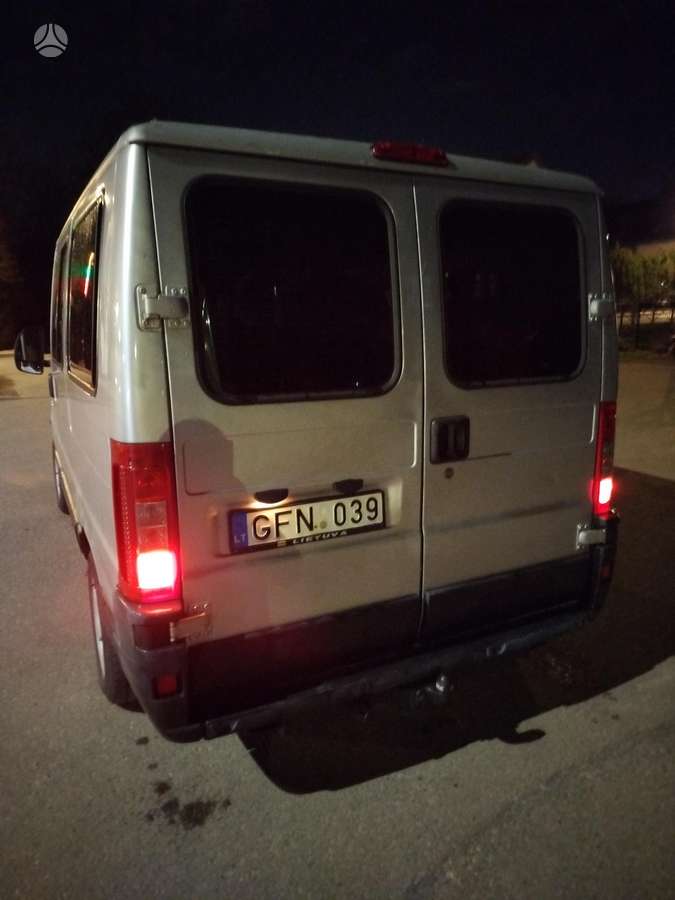 Citroen Jumper 2004 — вигляд ззаду