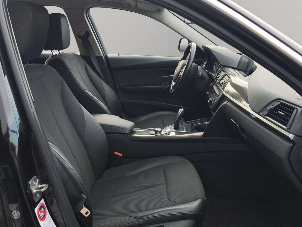 BMW 316 2013 — photo 8