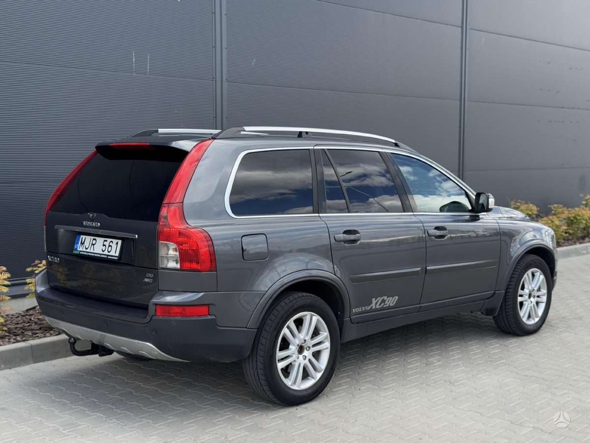 Volvo XC90 2007 — engine 2401 cm³, 185 HP (136kW)