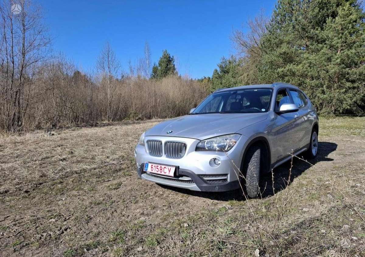 BMW X1 2013 — двигун 2000 cm³