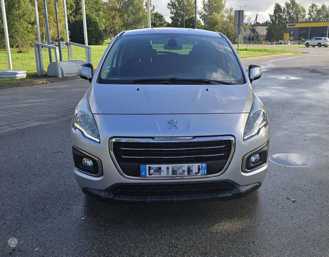 Peugeot 3008 2014 — rear view