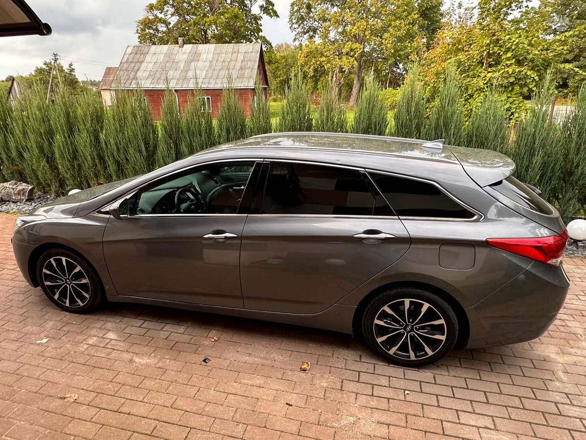 Hyundai i40, 2015 — vehicle for AFU from Europe