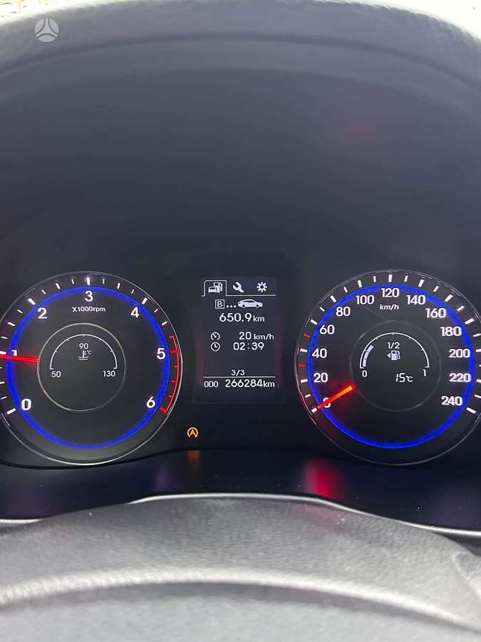 Hyundai i40 2015 — photo 16