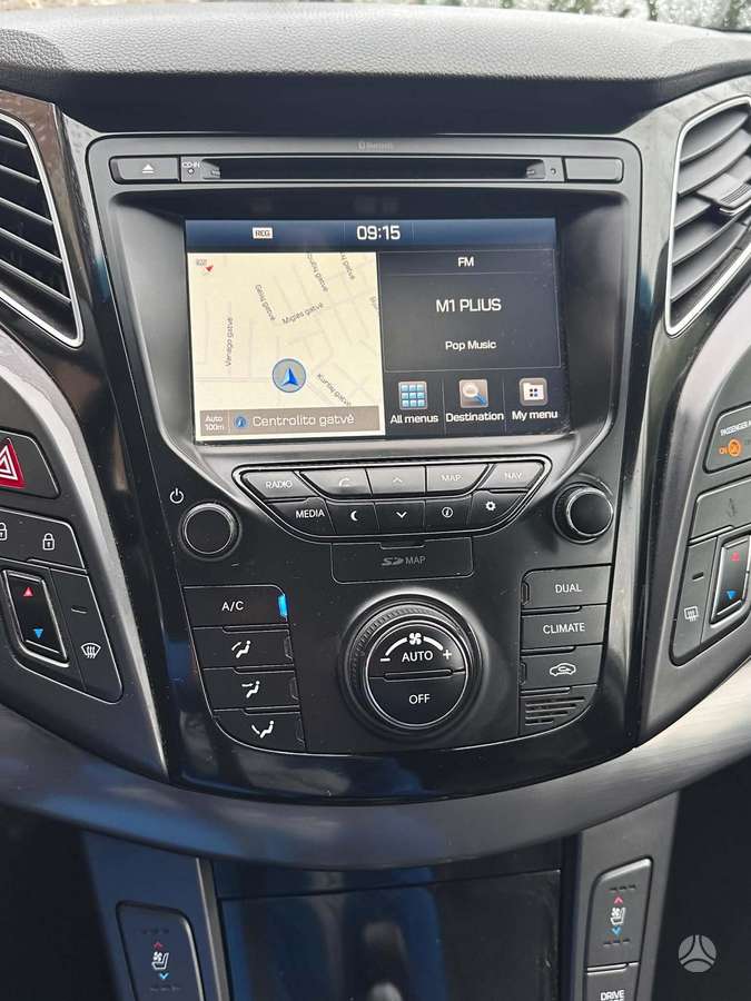 Hyundai i40 2015 — photo 17
