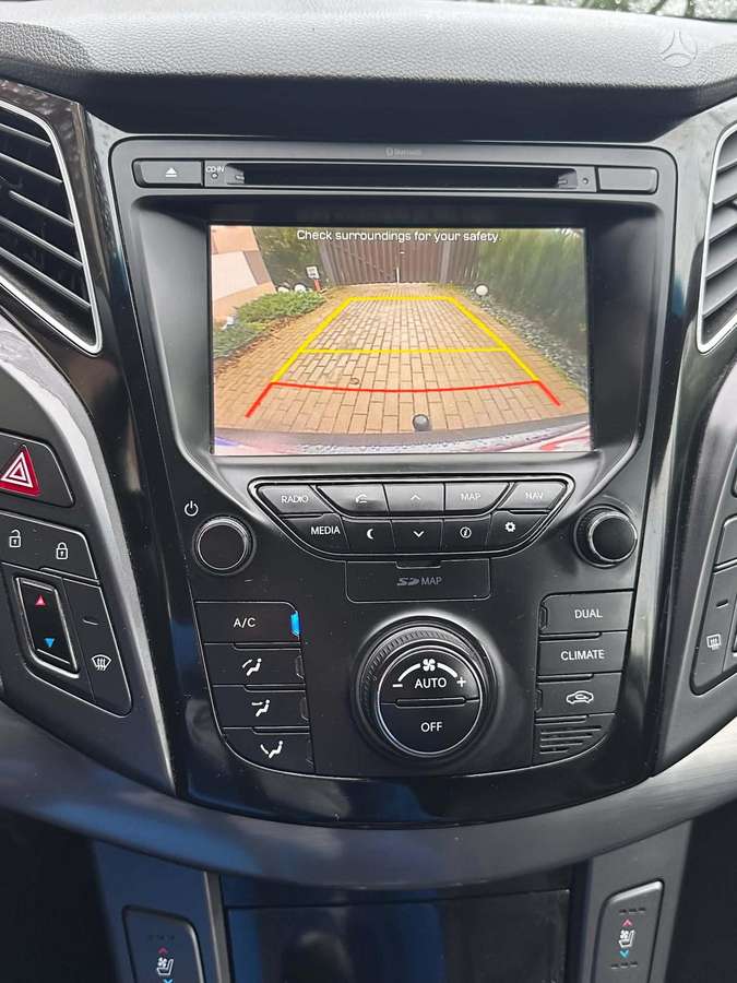 Hyundai i40 2015 — photo 18