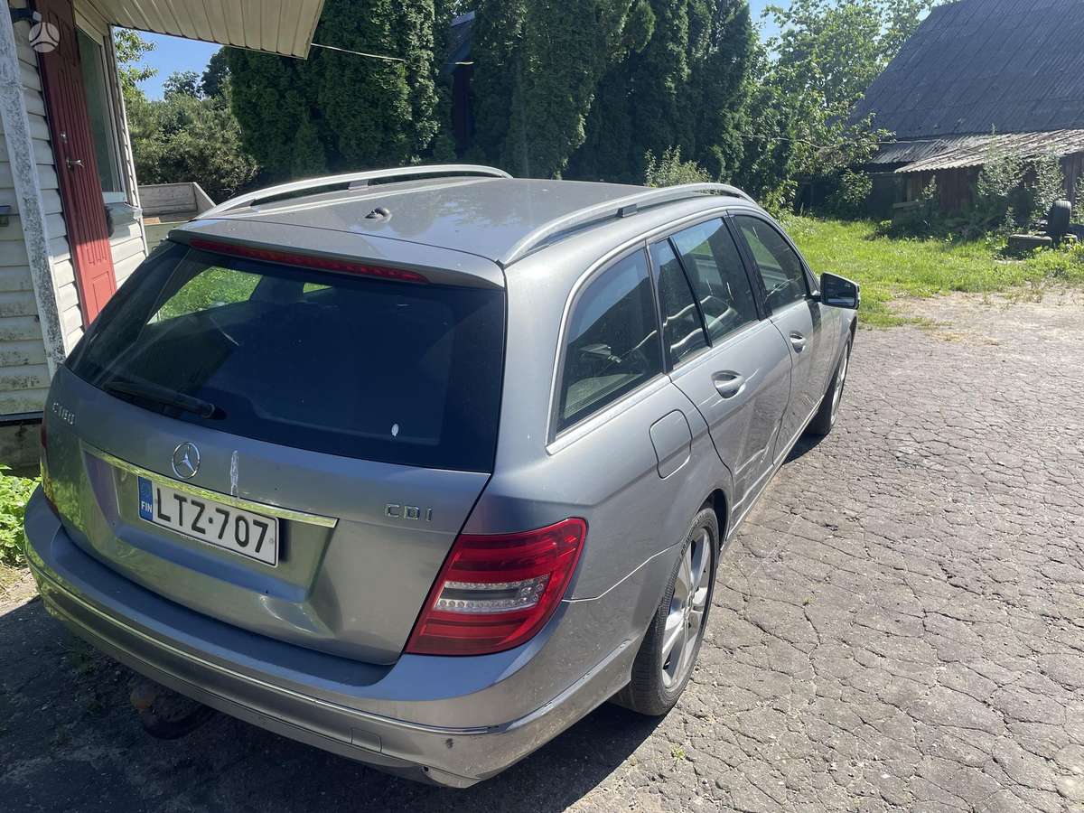 Mercedes-Benz C180 2013 — photo 5