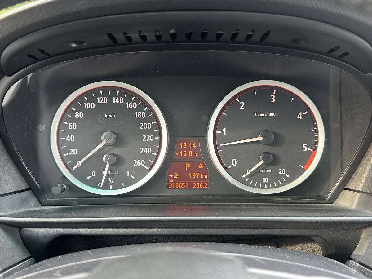 BMW 525 2006 — photo 13