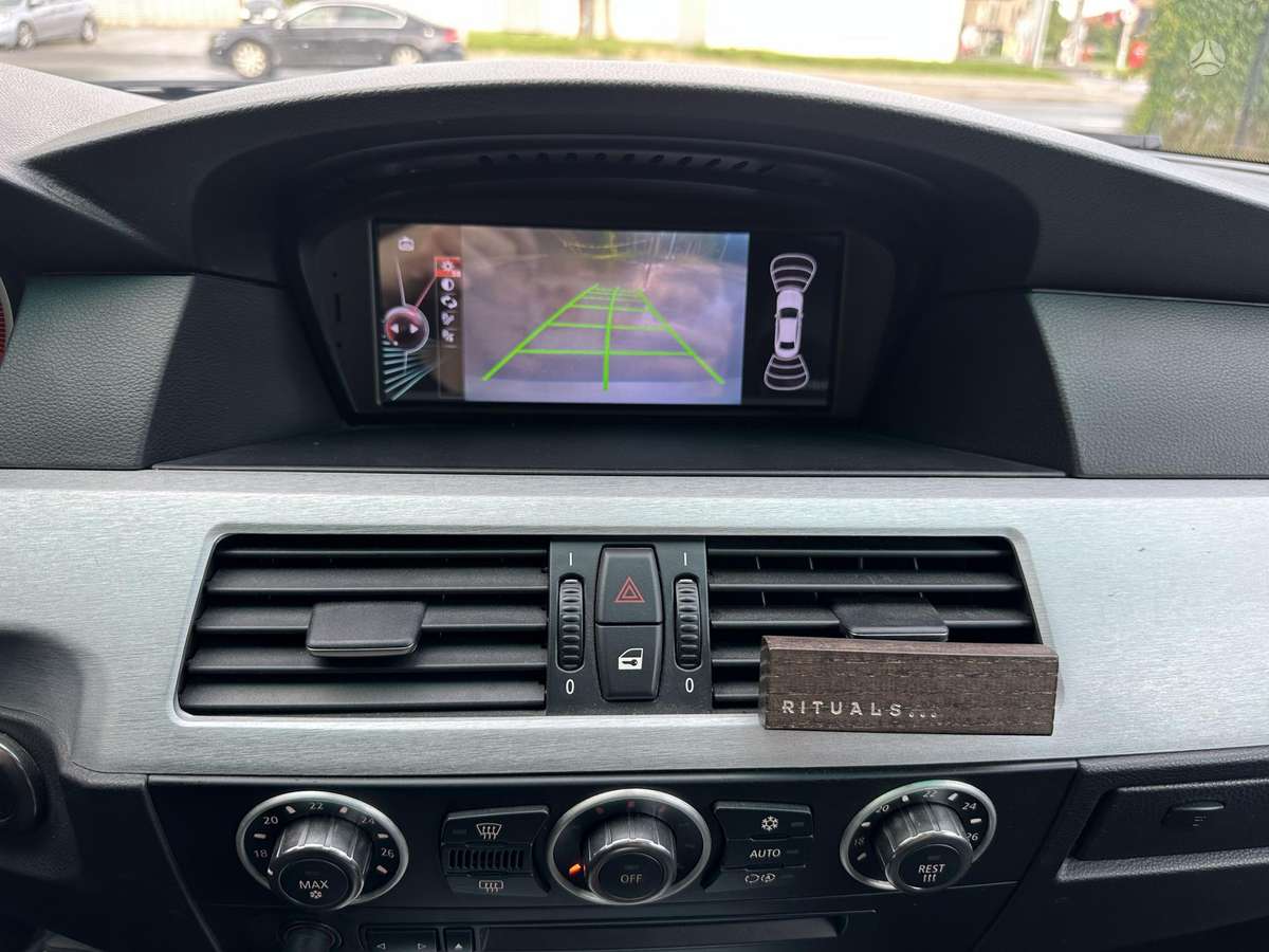BMW 525 2006 — photo 14