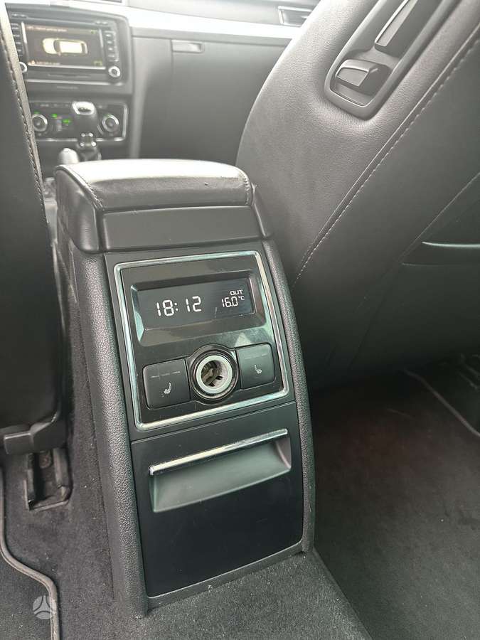 Skoda Superb 2015 — photo 10