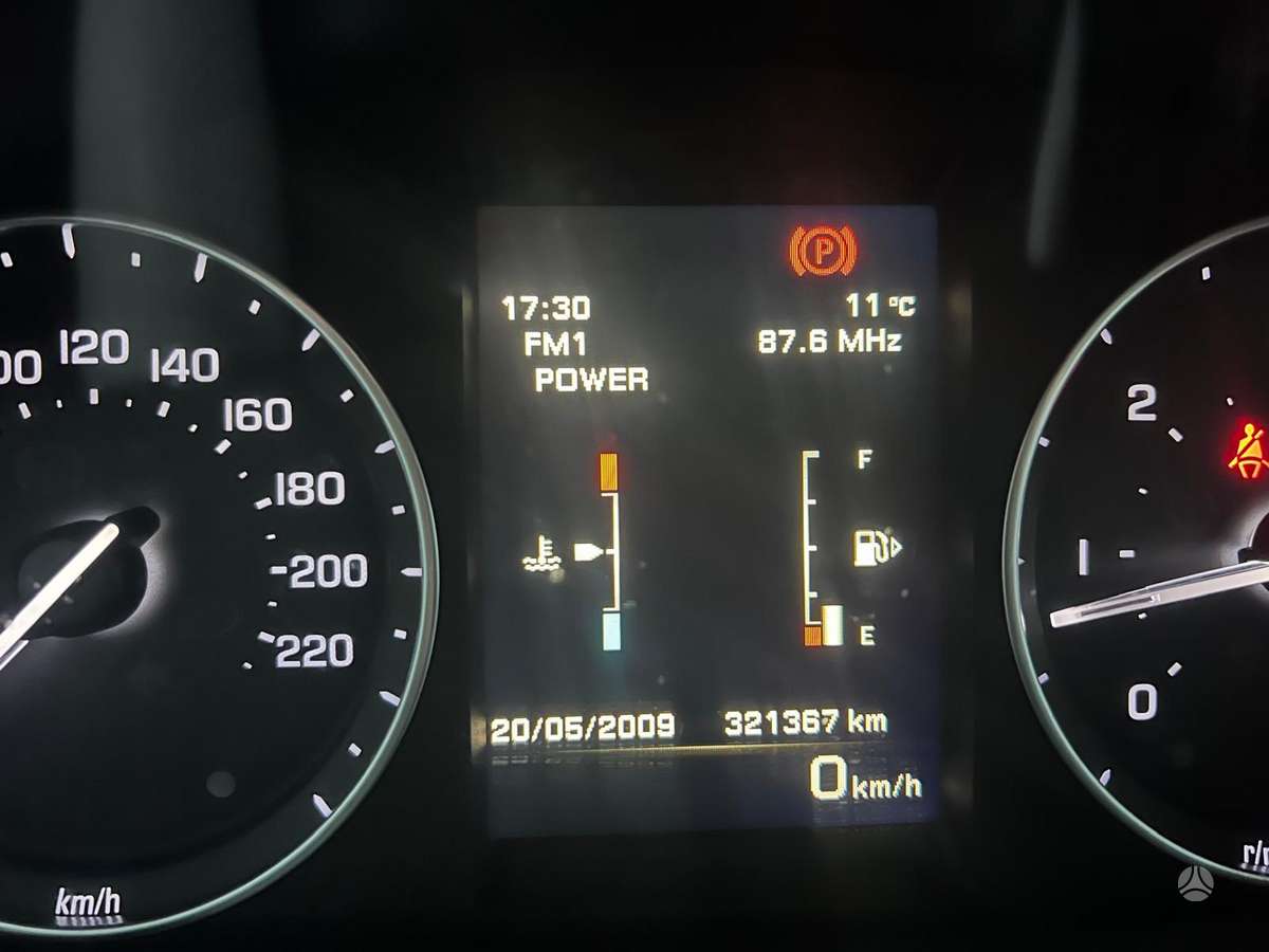 Land Rover 2013 — photo 17