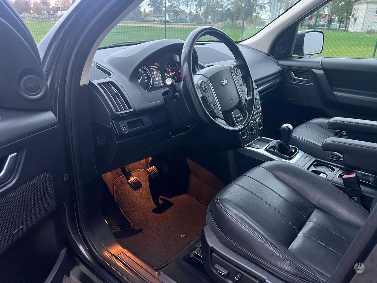 Land Rover 2013 — photo 8