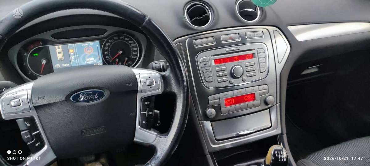 Ford Mondeo 2008 — салон