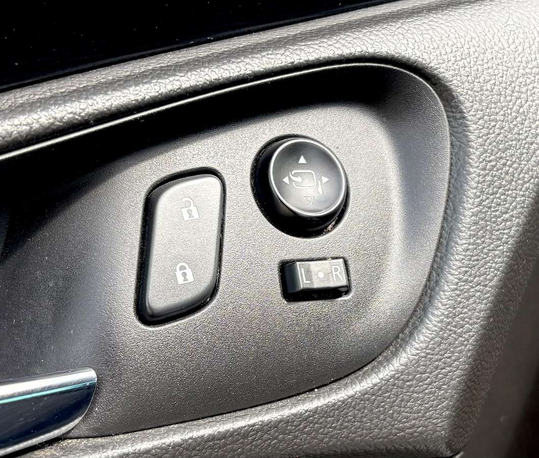 Opel Insignia 2013 — photo 9