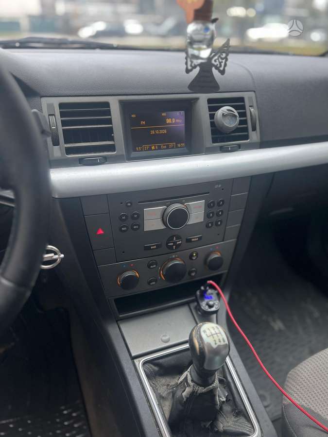 Opel Vectra 2005 — photo 6