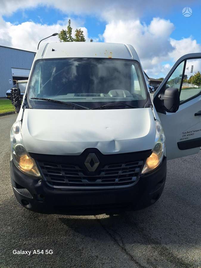 Renault Master 2015 — салон