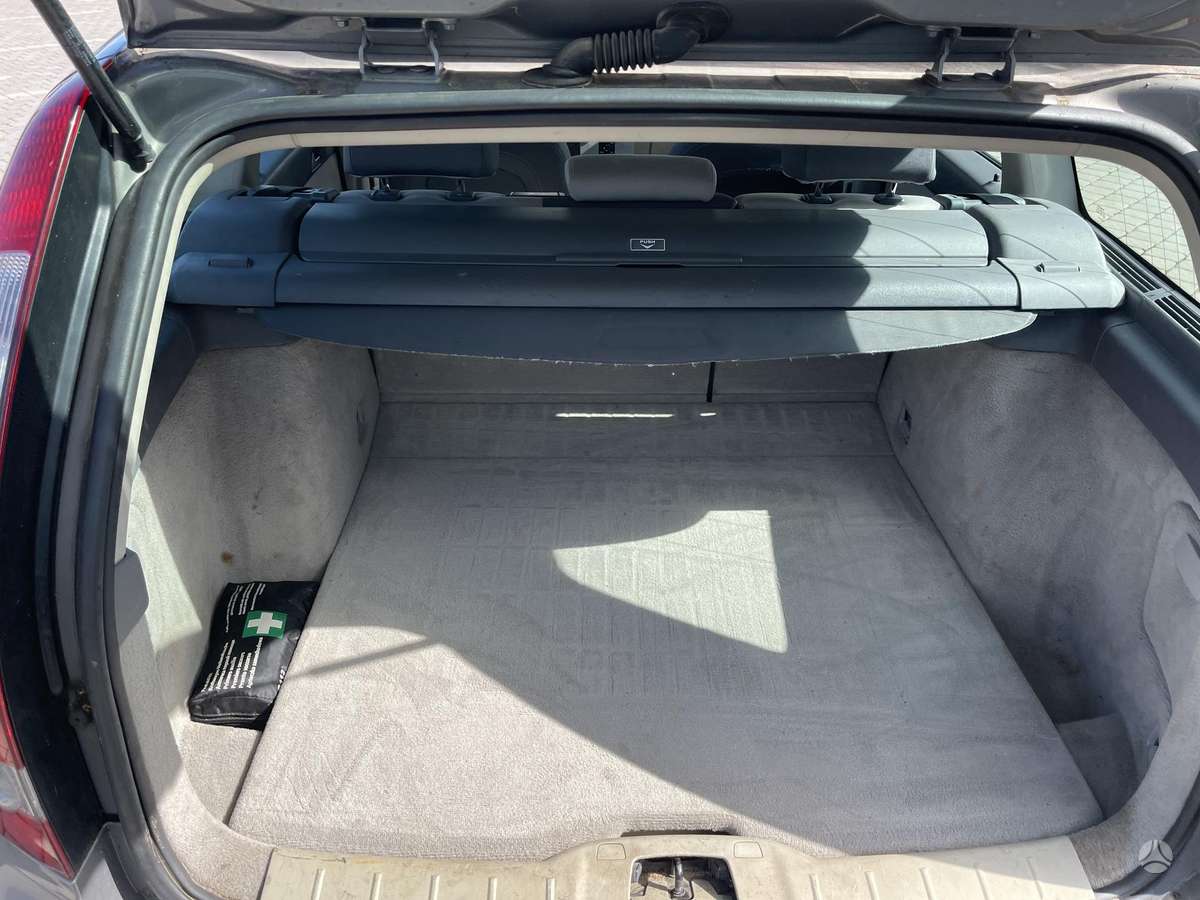 Volvo V50 2006 — photo 19