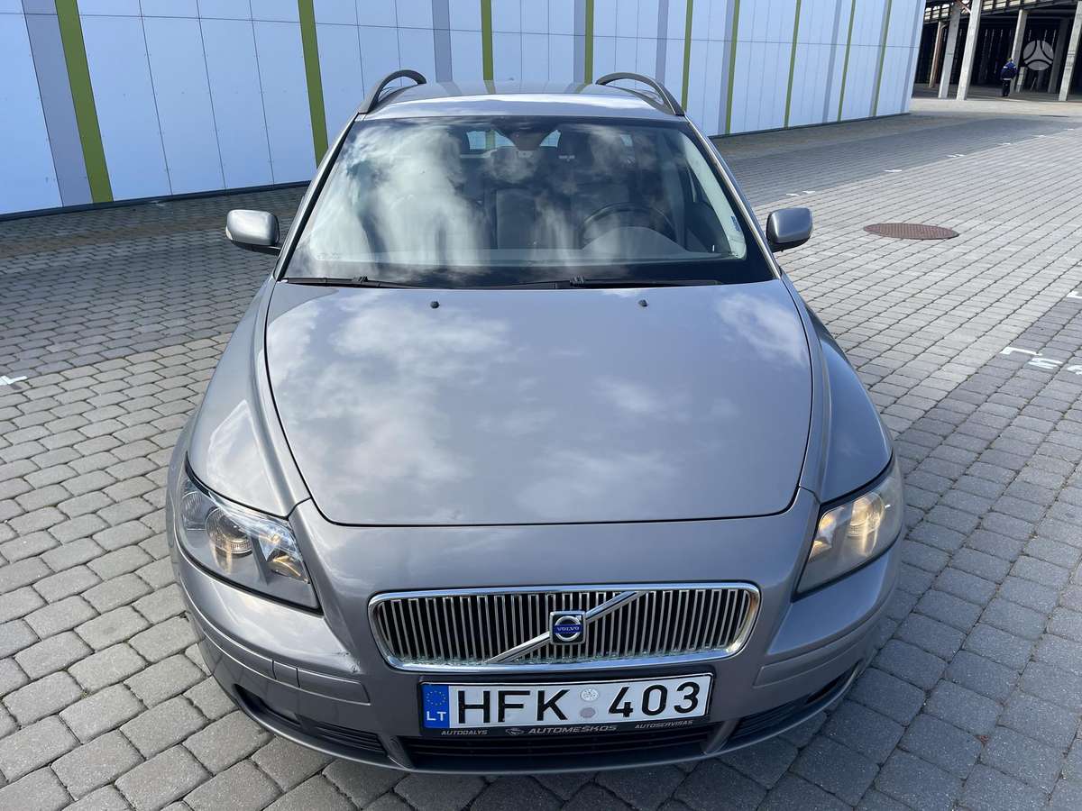 Volvo V50 2006 — photo 7