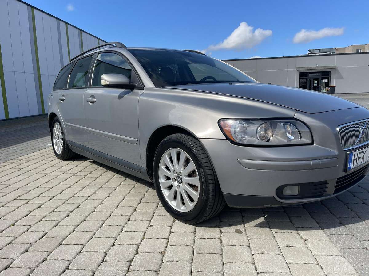 Volvo V50 2006 — photo 9