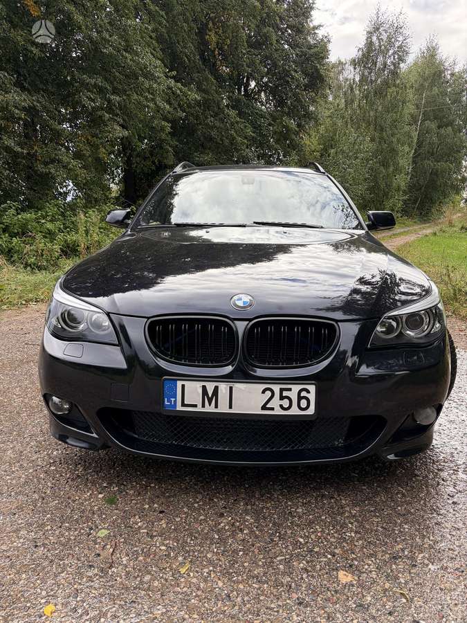 BMW 535 2006 — rear view