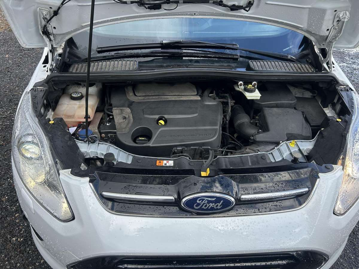 Ford C-MAX 2014 — фото 17