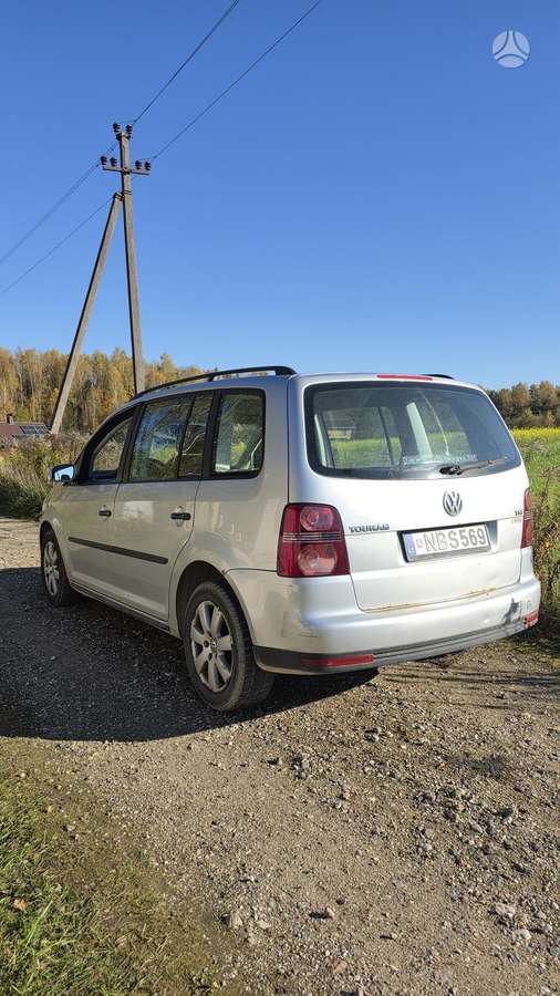Volkswagen Touran 2007 — салон