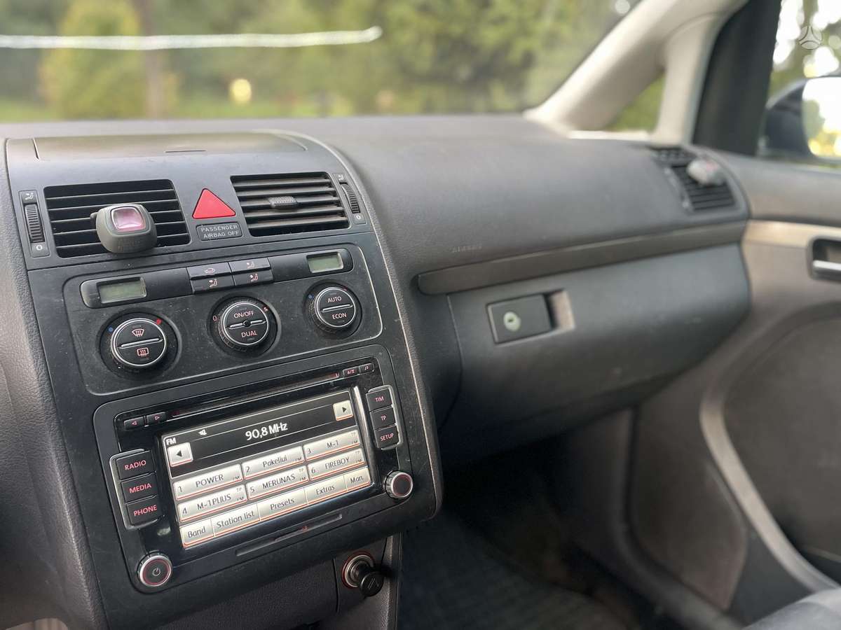 Volkswagen Touran 2007 — photo 6