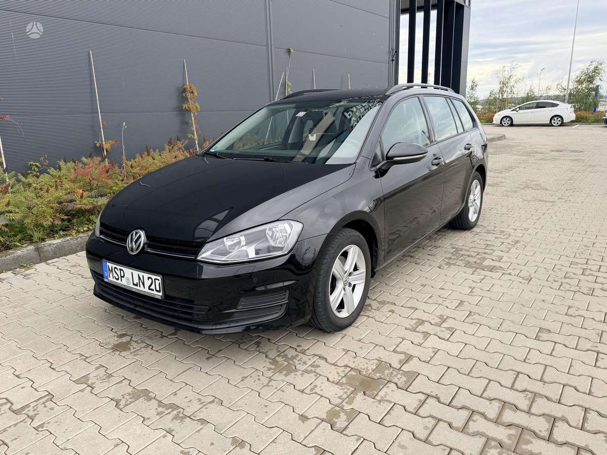 Volkswagen Golf 2014 — вигляд ззаду