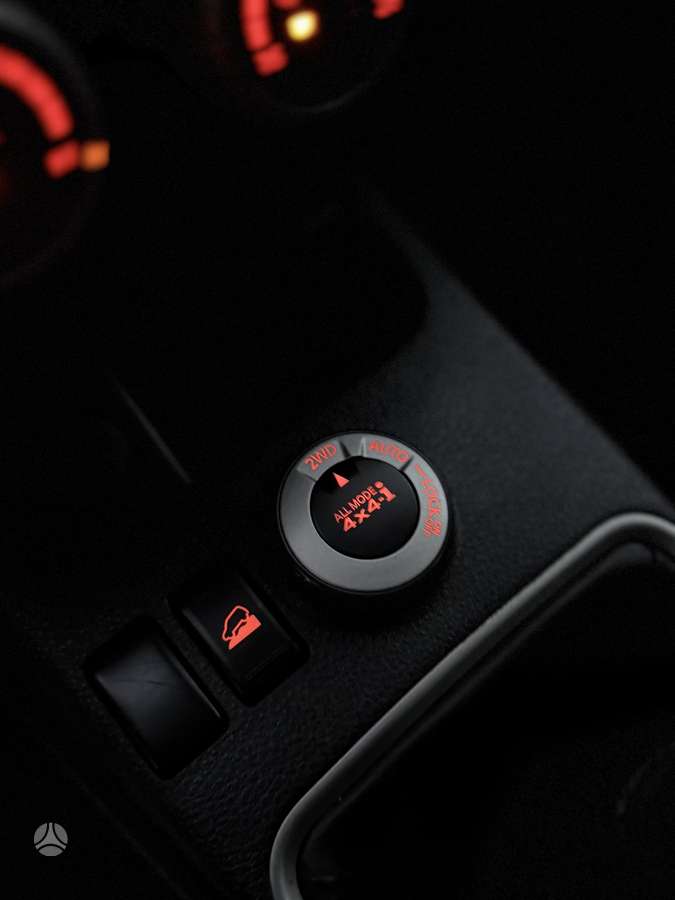 Nissan X-Trail 2009 — photo 10
