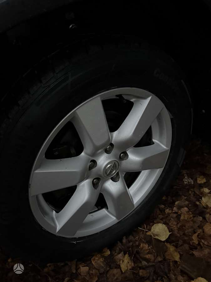 Nissan X-Trail 2009 — photo 17