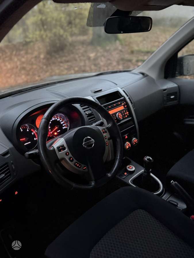 Nissan X-Trail 2009 — photo 7