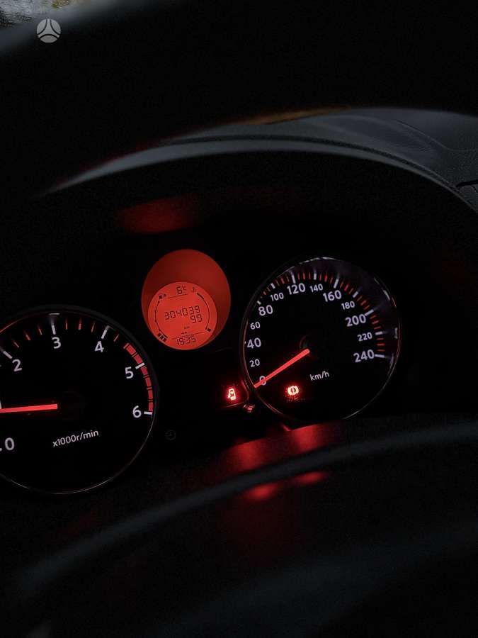 Nissan X-Trail 2009 — photo 8