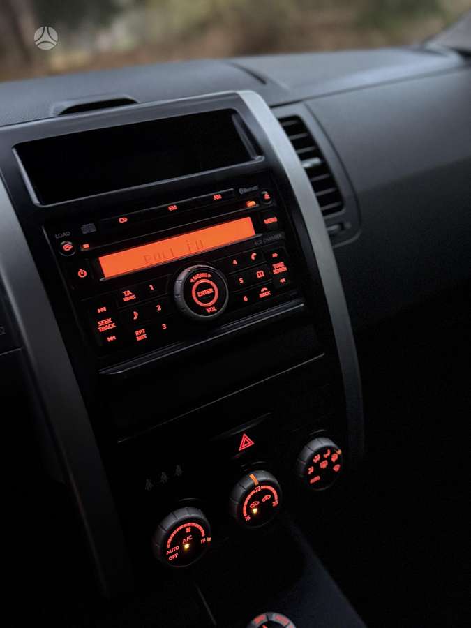 Nissan X-Trail 2009 — photo 9