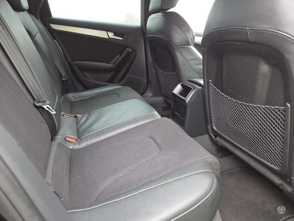Audi A4 2009 — photo 16