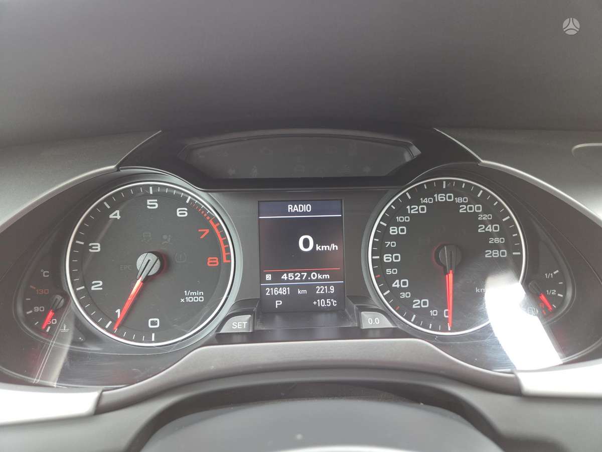 Audi A4 2009 — photo 20