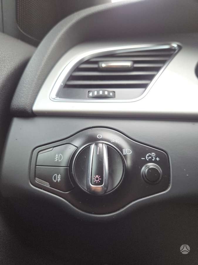 Audi A4 2009 — photo 24