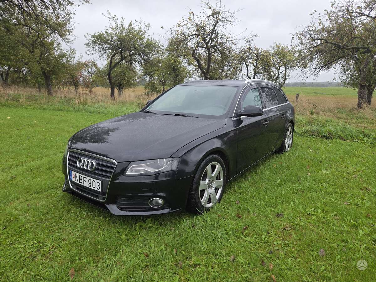 Audi A4 2009 — photo 7