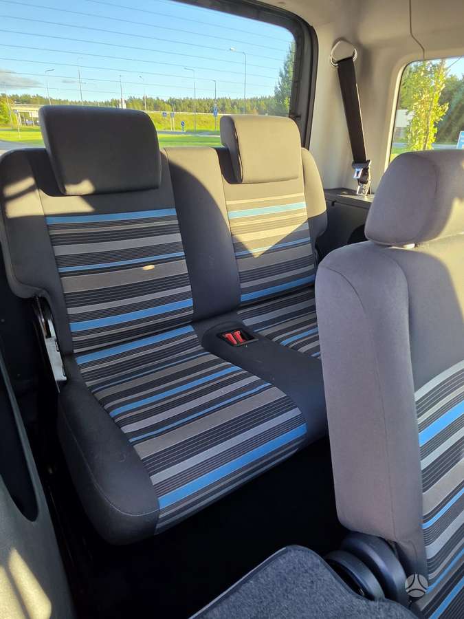 Volkswagen Caddy 2013 — photo 14