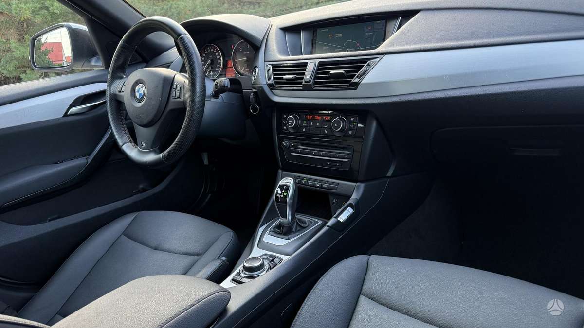 BMW X1 2013 — фото 10