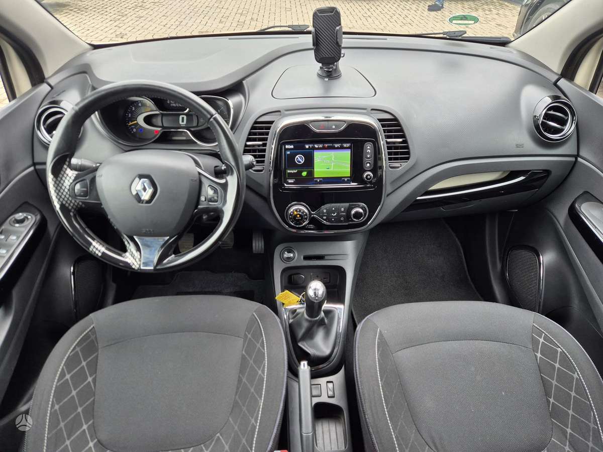 Renault Captur 2015 — photo 13
